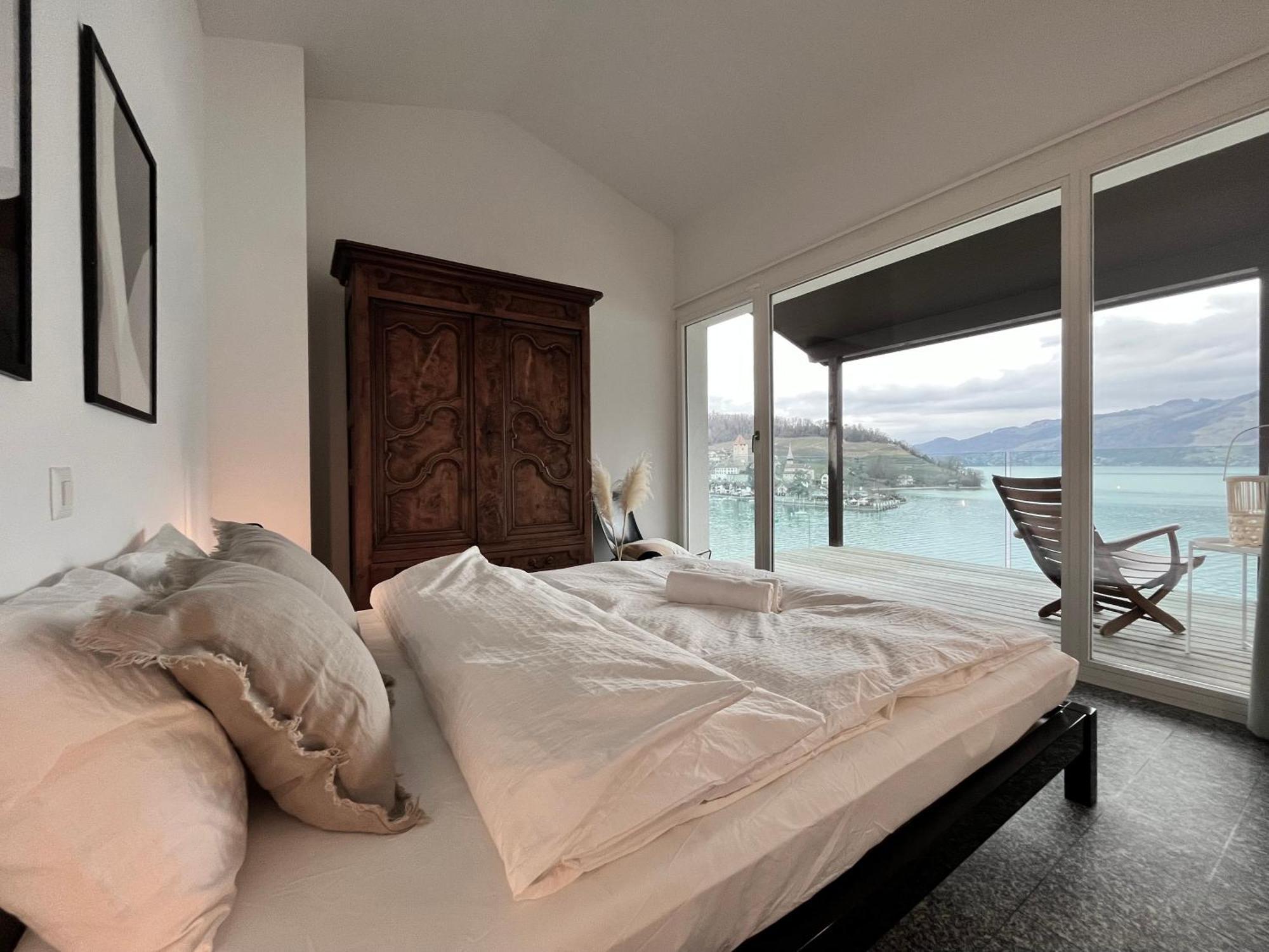 Wohnung Mit Grossartiger Seesicht Und Balkon Spiez Buitenkant foto