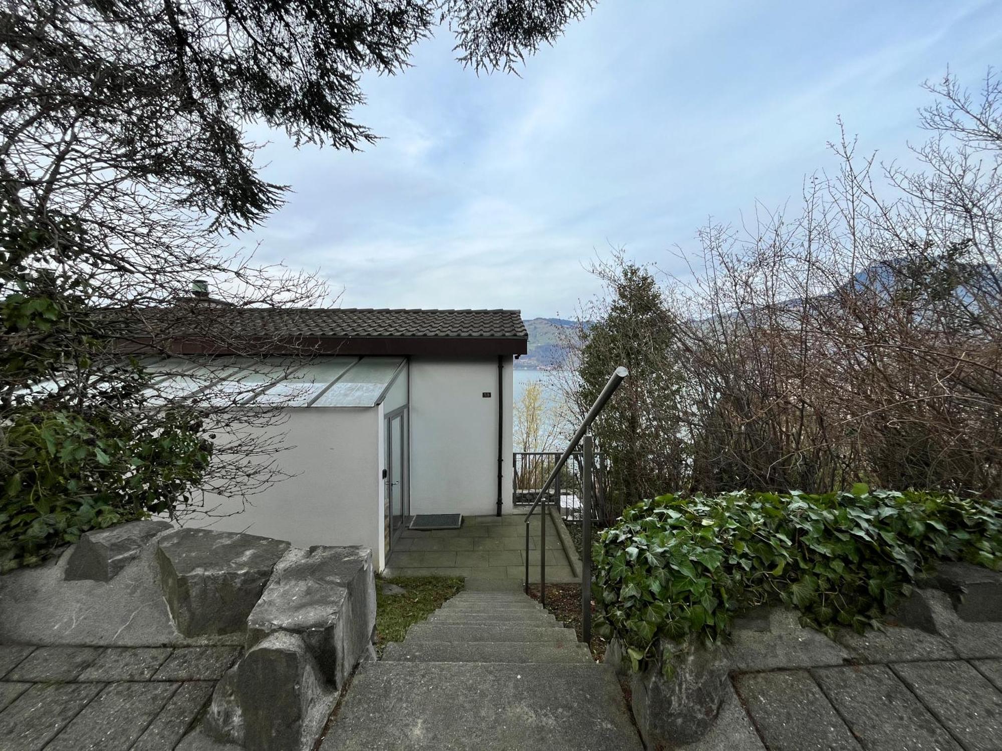 Wohnung Mit Grossartiger Seesicht Und Balkon Spiez Buitenkant foto